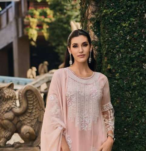 ZAVERI WOMAN BEAUTY FEMINA