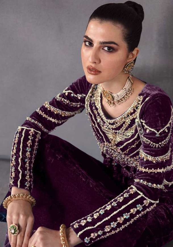 ZIAAZ DESIGNS CODE 370