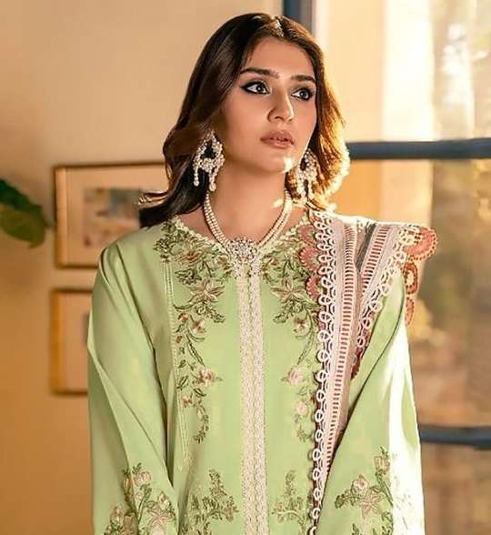 JIHAN FIRDOUS OMBRÃ RAYON COLLECTION 