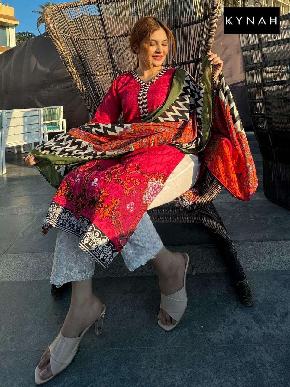 KYNAH MARIA B RED ROSE D NO 2156