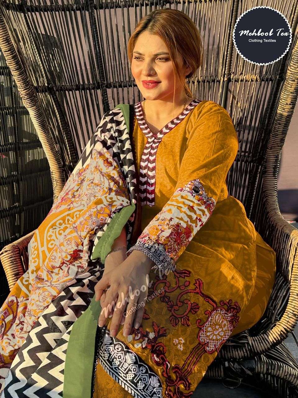 MEHBOOB TEX MARIA B RED ROSE D NO 1272 D & E 