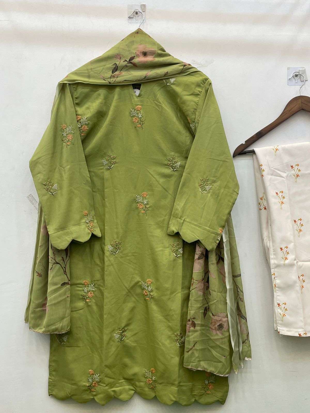 VS FASHION D NO12009 