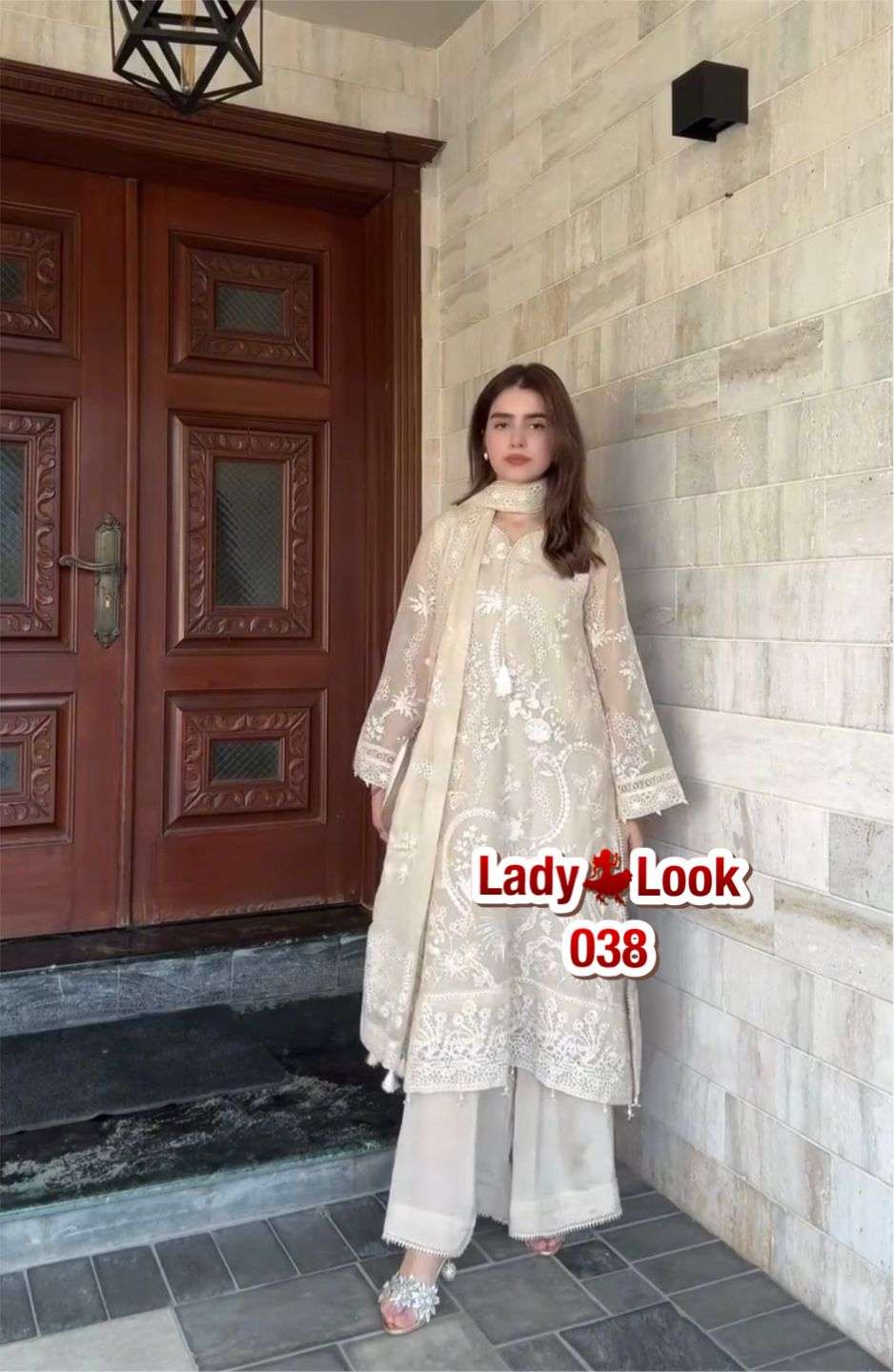 LADY LOOK 038 GEORGETTE PREETY WHITE LOOK  DESIGNER PARTY WEAR LADIES SUIT