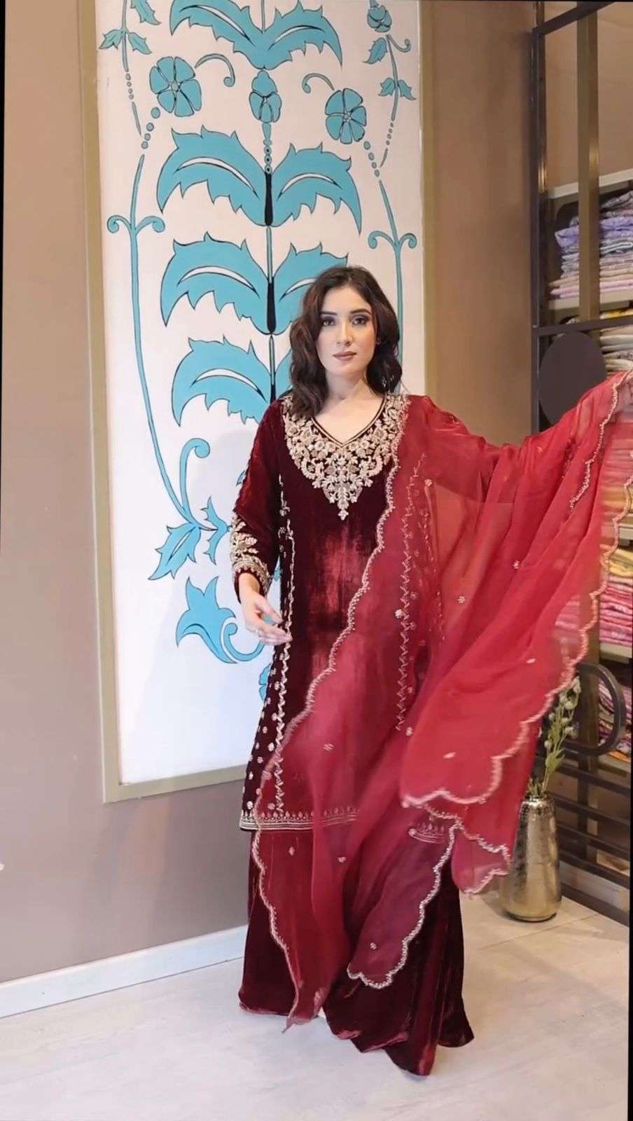 LG 2020 VELVET EMBROIDERY DESIGNER WINTER WEAR LADIES SUIT