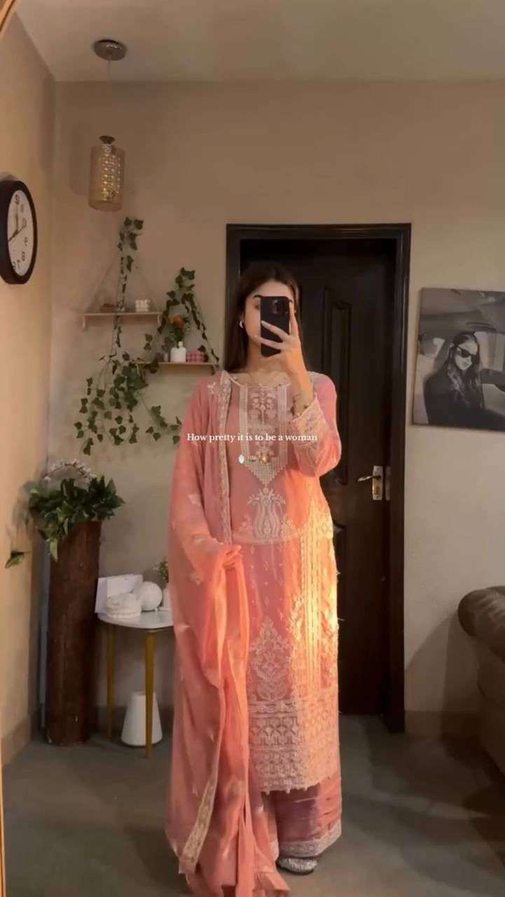 LG 2003 GEORGETTE BEAUTIFUL DESIGNER LOOK PARTY WEAR LADIES SUIT