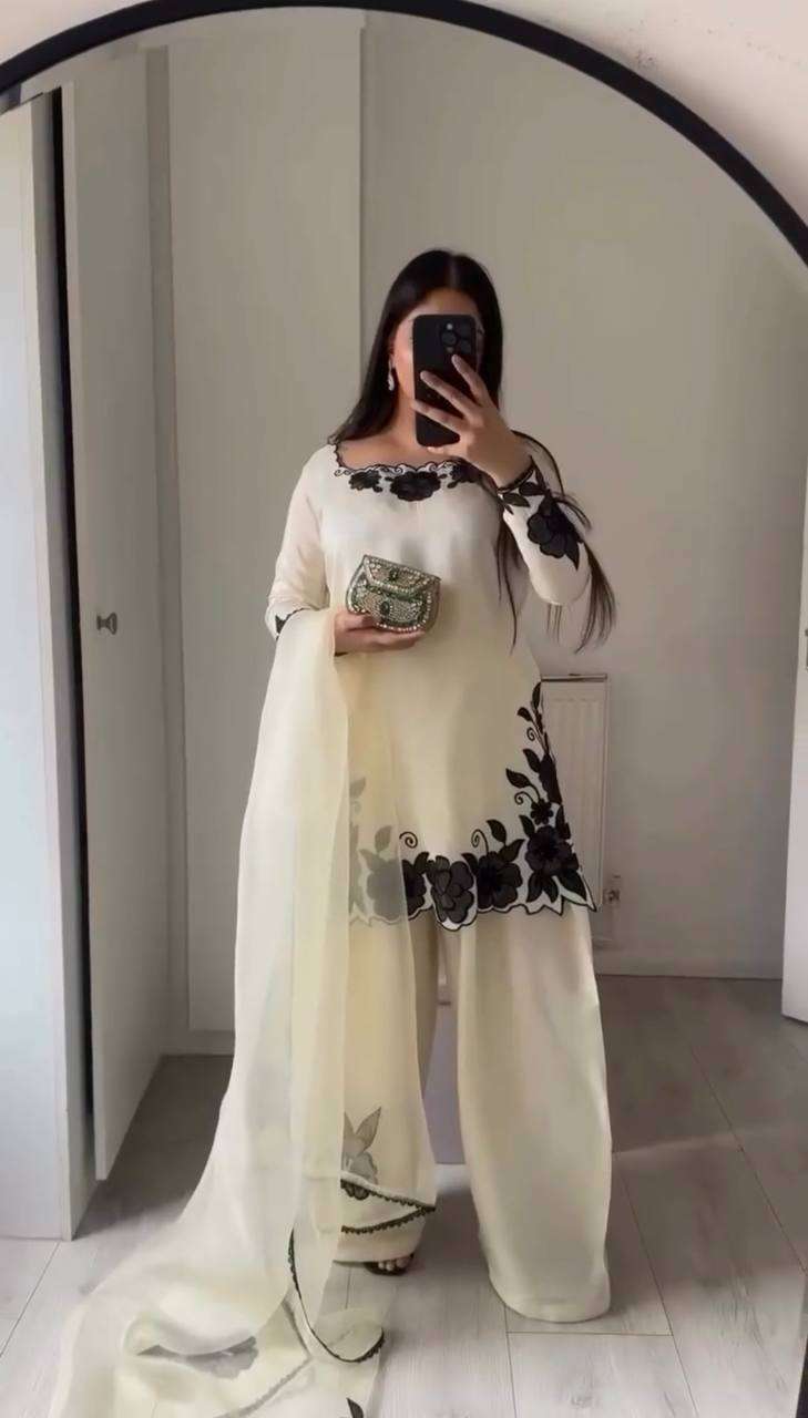 SRK 5337 SILK FANCY LOOKS DESIGNER TOP WITH FARSHI PENT WITH DUPATTA SET 