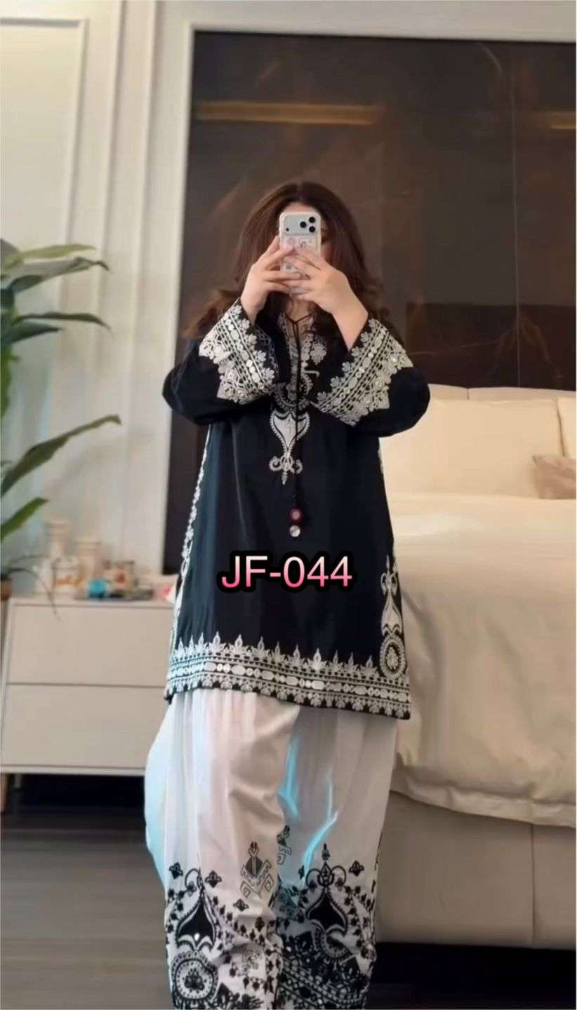 JF 044 CREPE SILK DESIGNER WORK PAKISTANI STYLE SUIT