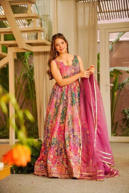 SC 337 ORGANZA SILK DIGITAL PRINTED FANCY PREETY LOOK GOWN WITH DUPATTA SET 