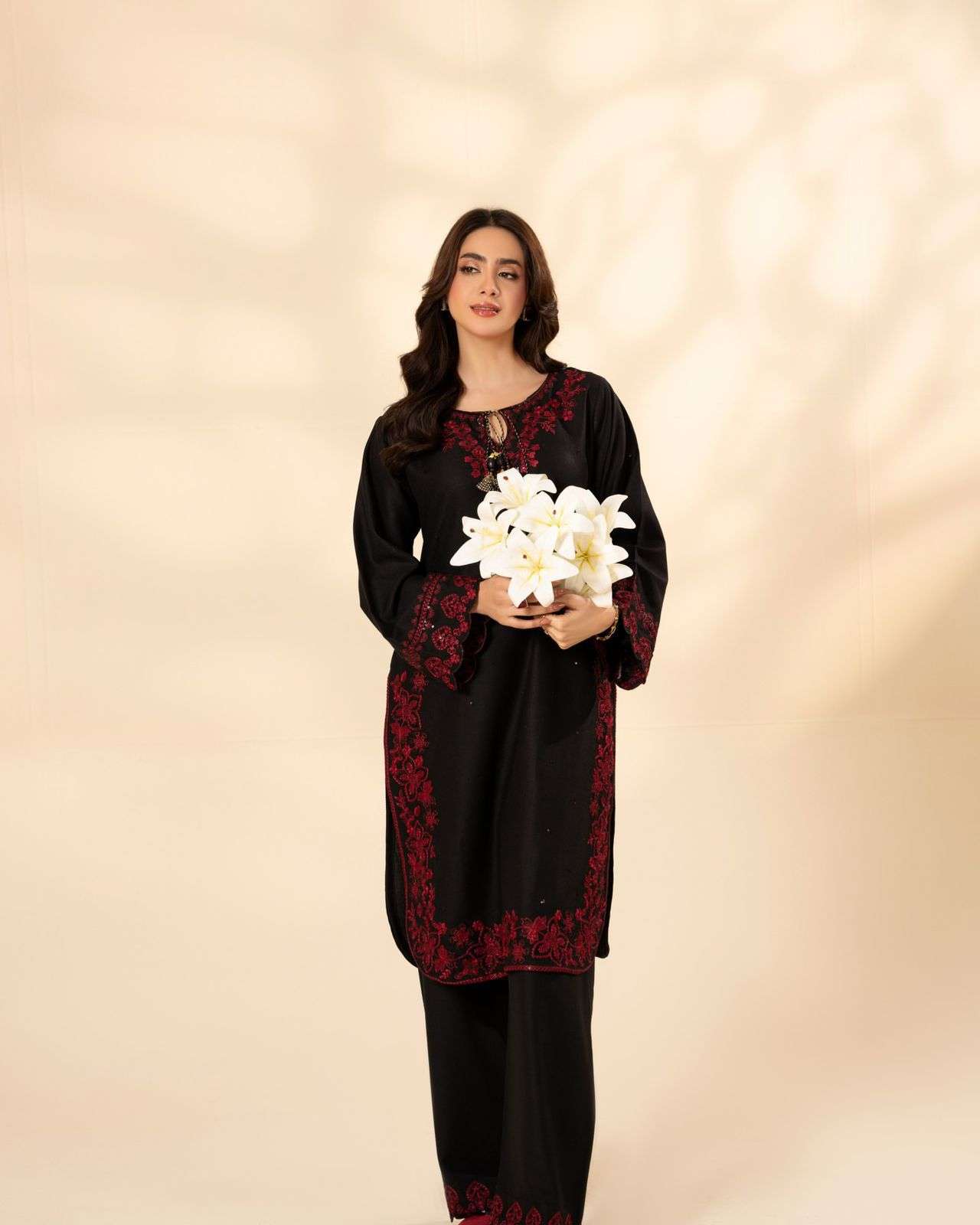LG 2100 CREPE DESIGNER PAKISTANI STYLE KURTI WITH PLAZZO PAIR 