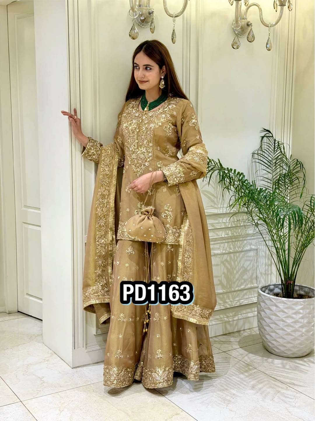 PD 1163 SILK BEAUTIFUL DESIGNER LOOK WEDDING FUNCTION WEAR LADIES SUIT