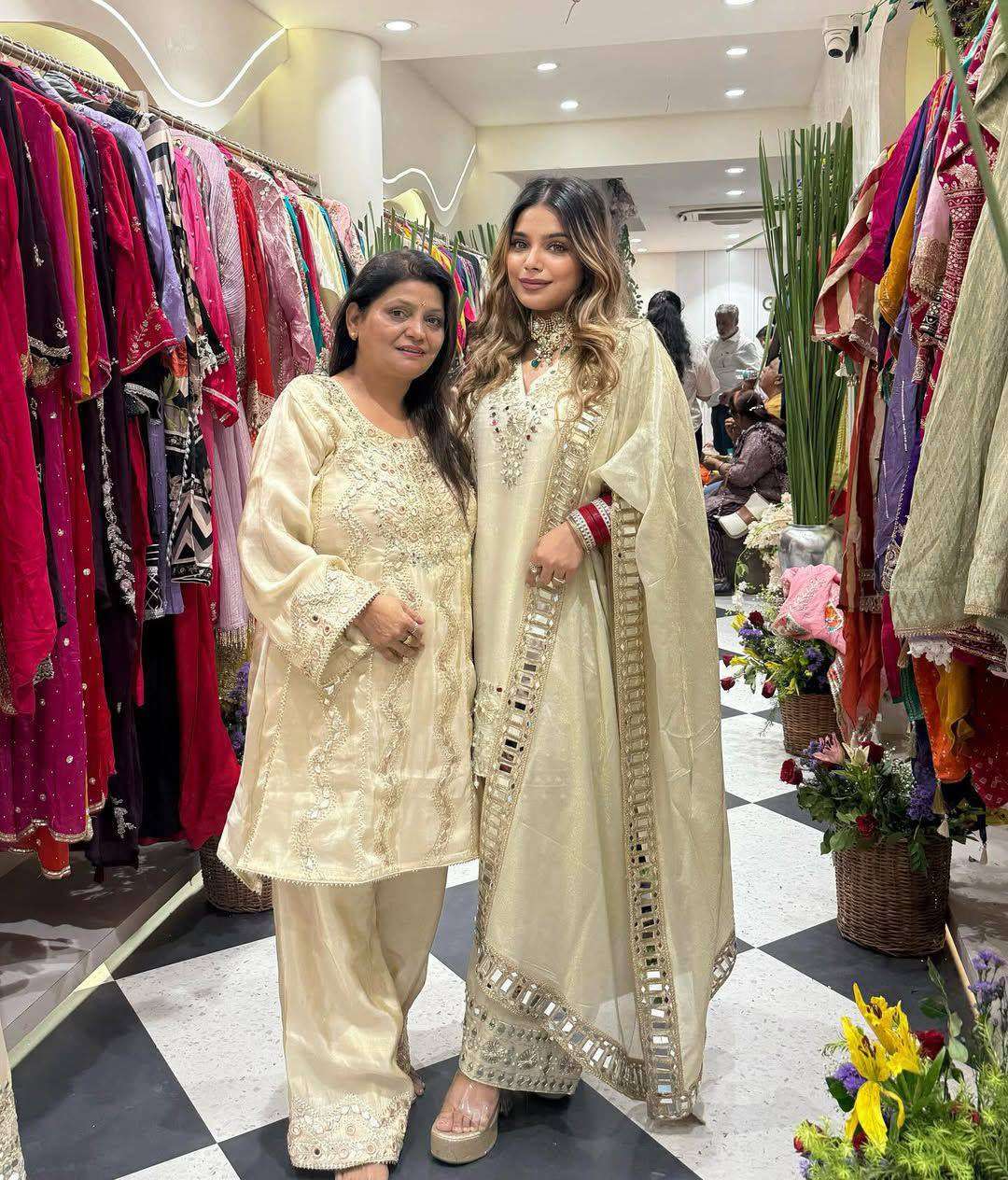 LG 2019 GEORGETTE EMBROIDERY WITH REAL MIRROR WORK FESTIVE WEAR LADIES SUIT