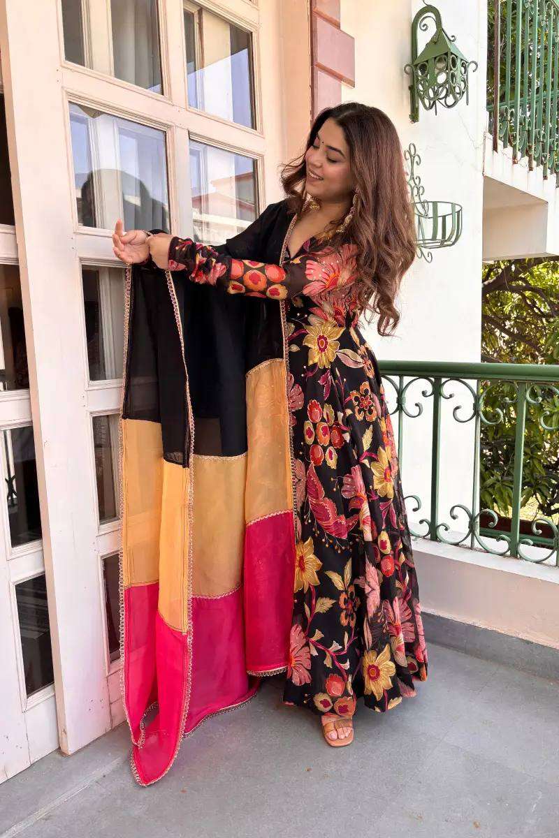 RTC 6058 ORGANZA DIGITAL PRINT DESIGNER WORK ANARKALI STYLE GOWN PENT AND DUPATTA SET 