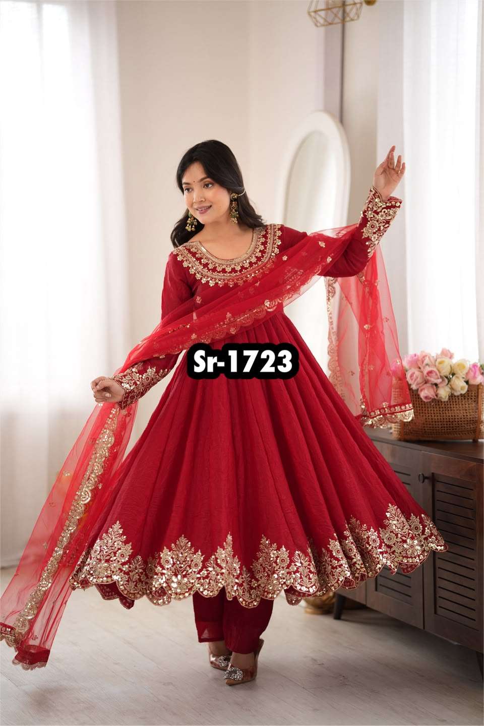 SR 1723 CRUSH FABRIC BEAUTIFUL DESIGNER LOOK PARTY WEAR LADIES GOWN DRESS