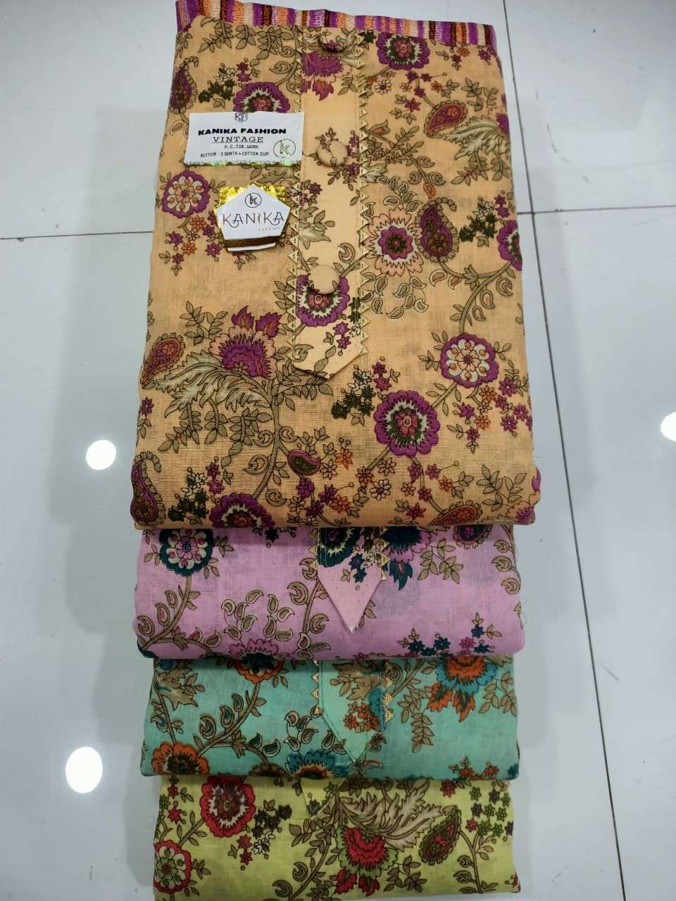 KANIKA FASHION VINTAGE