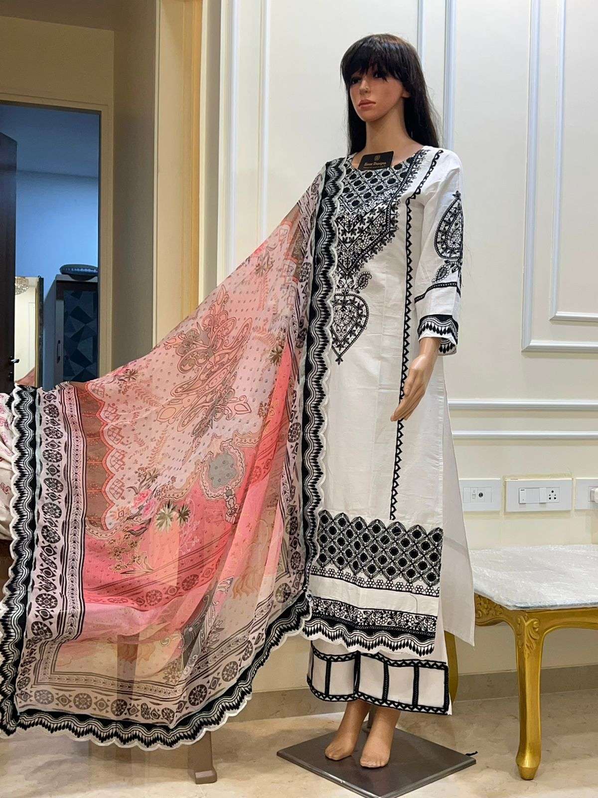 ZIAAZ DESIGNS AALIYA ZD 04 