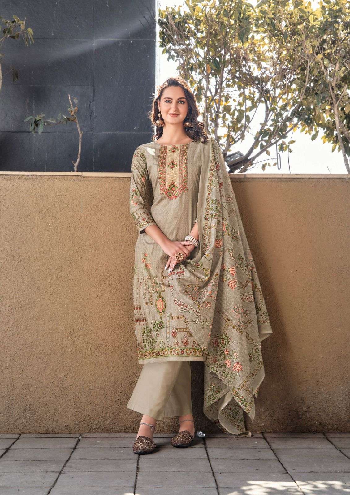 YASHIKA TRENDS MUSKAN