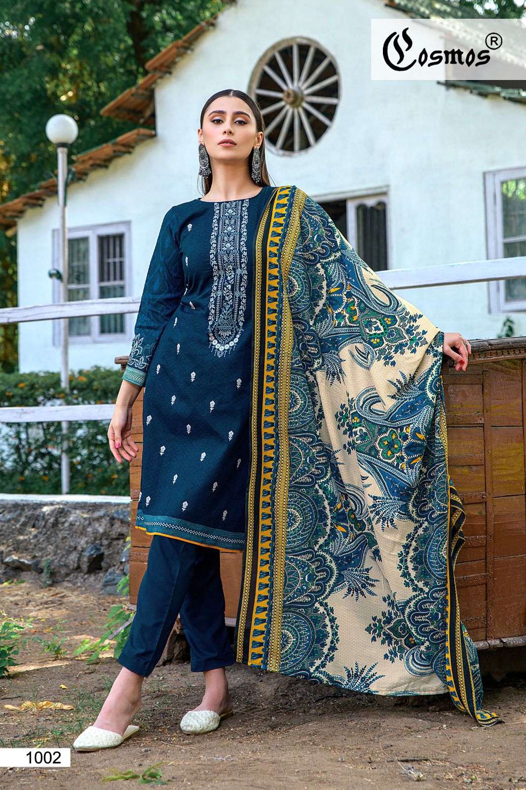 COSMOS FASHION NOOR EMBROIDERED