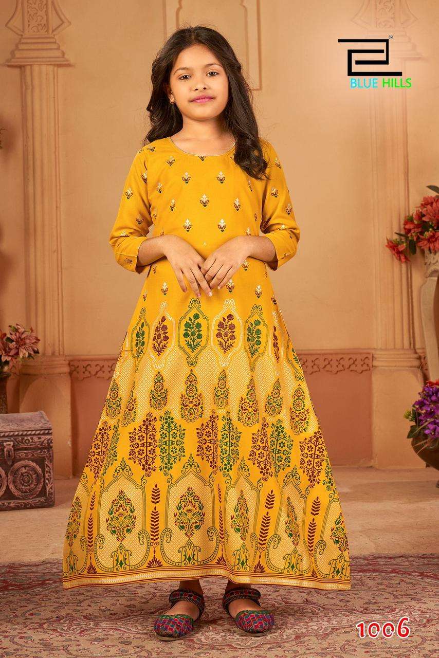 BLUE HILLS WALKWAY FOR GIRLS VOL 45