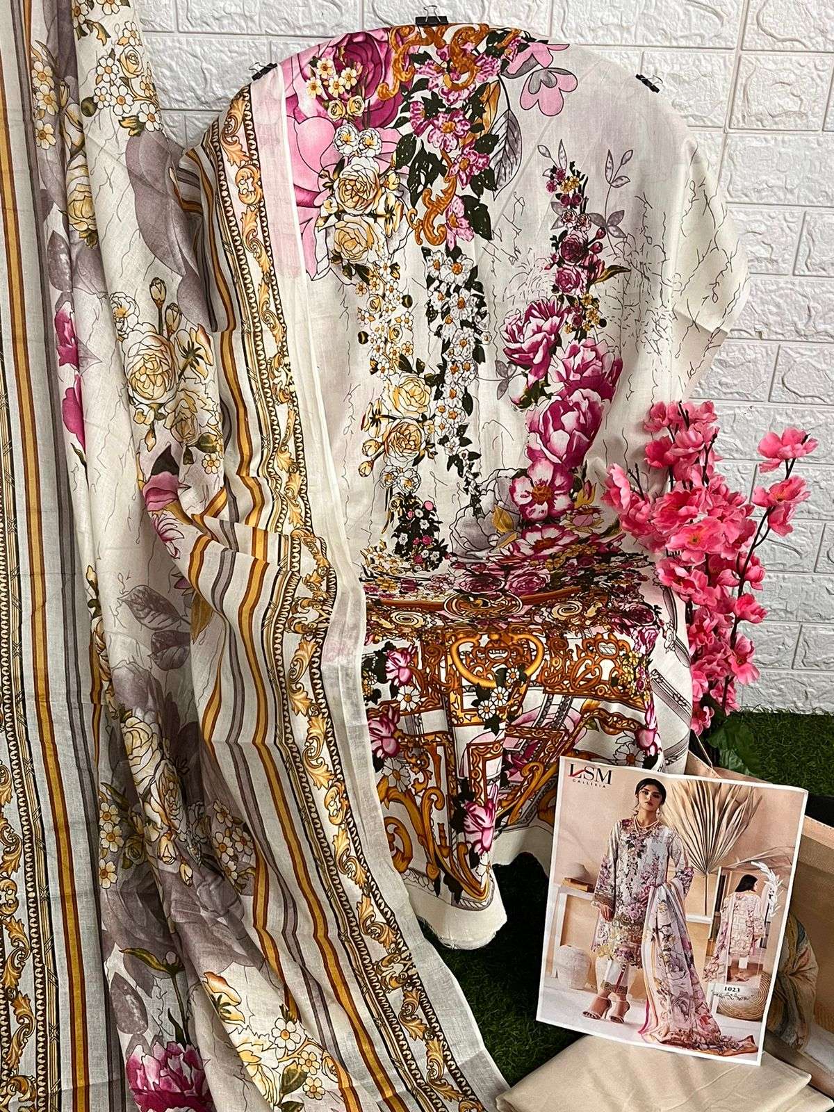 LSM GALLERIA PARIAN DREAM VOL 3