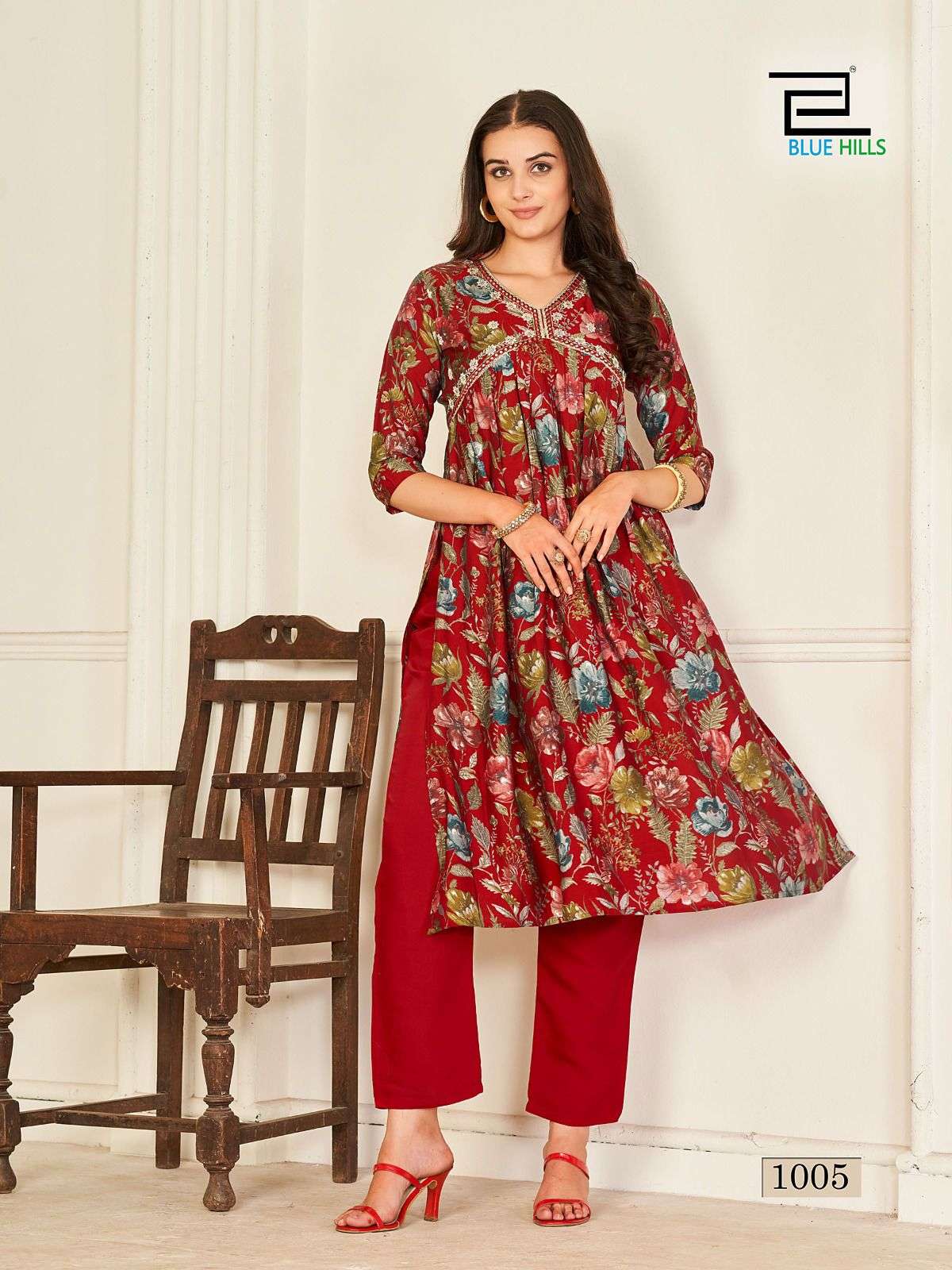 BLUE HILLS SUHANA FLORAL