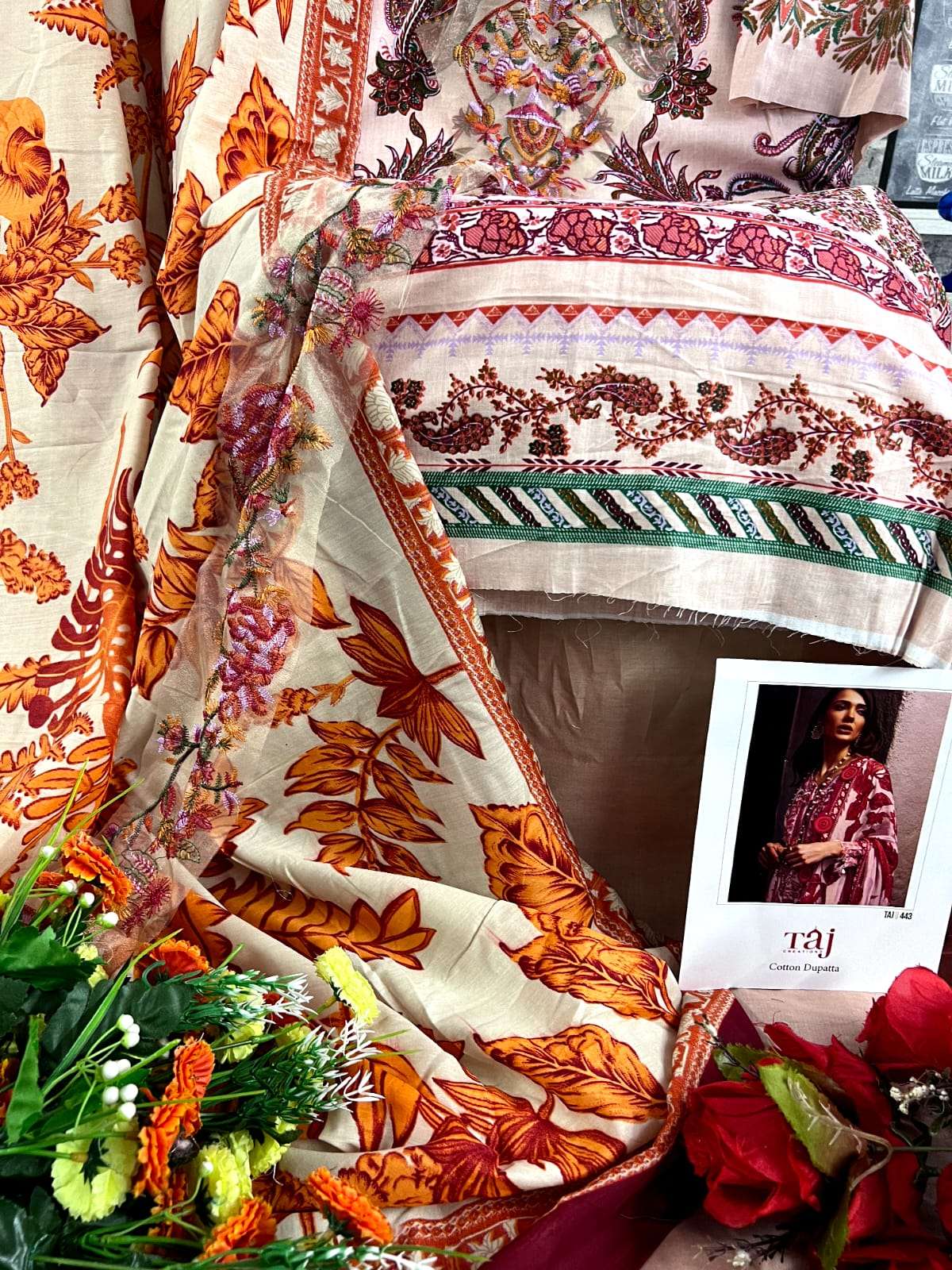 TAJ CREATIONS D NO 443