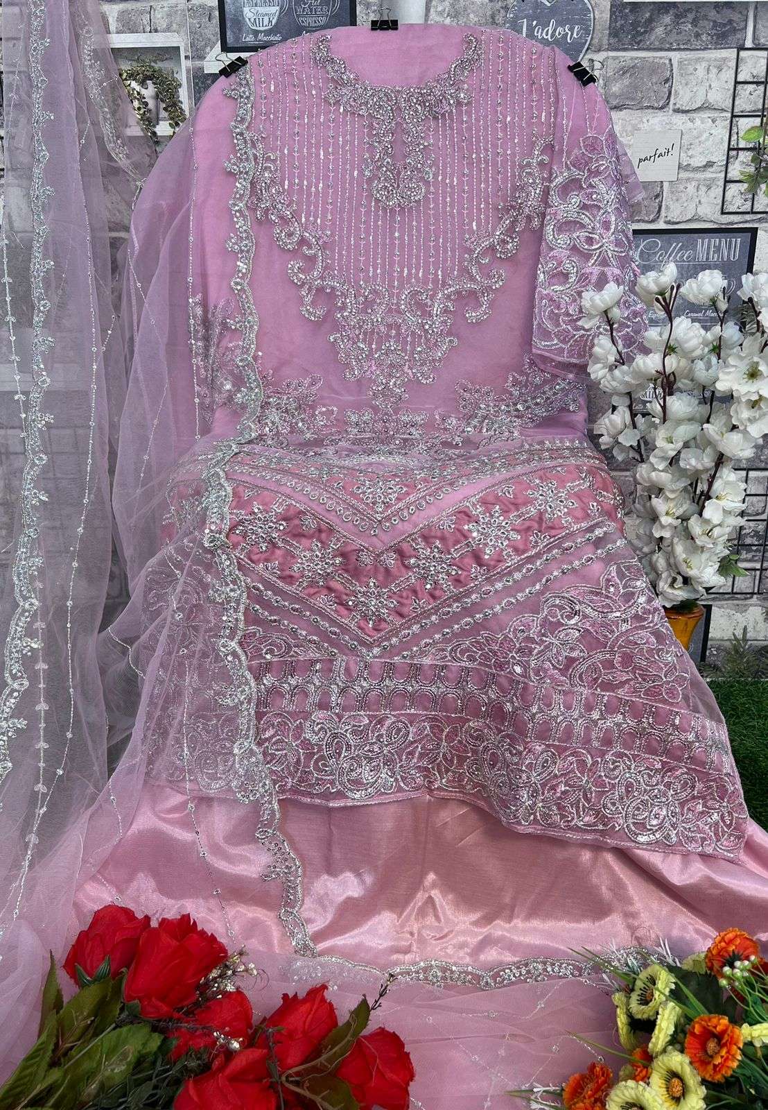 DEEPSY SUITS D NO 2074