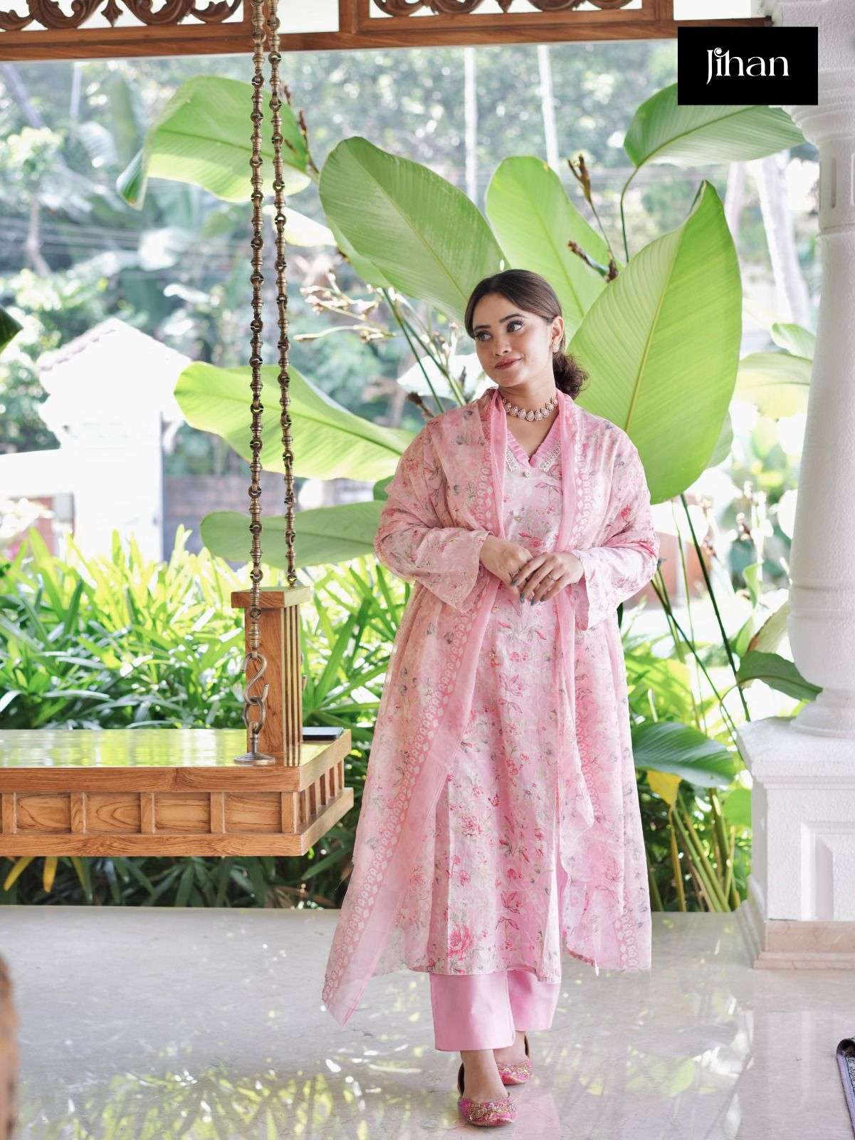 JIHAN IMPERIAL COLLECTION VOL 1 