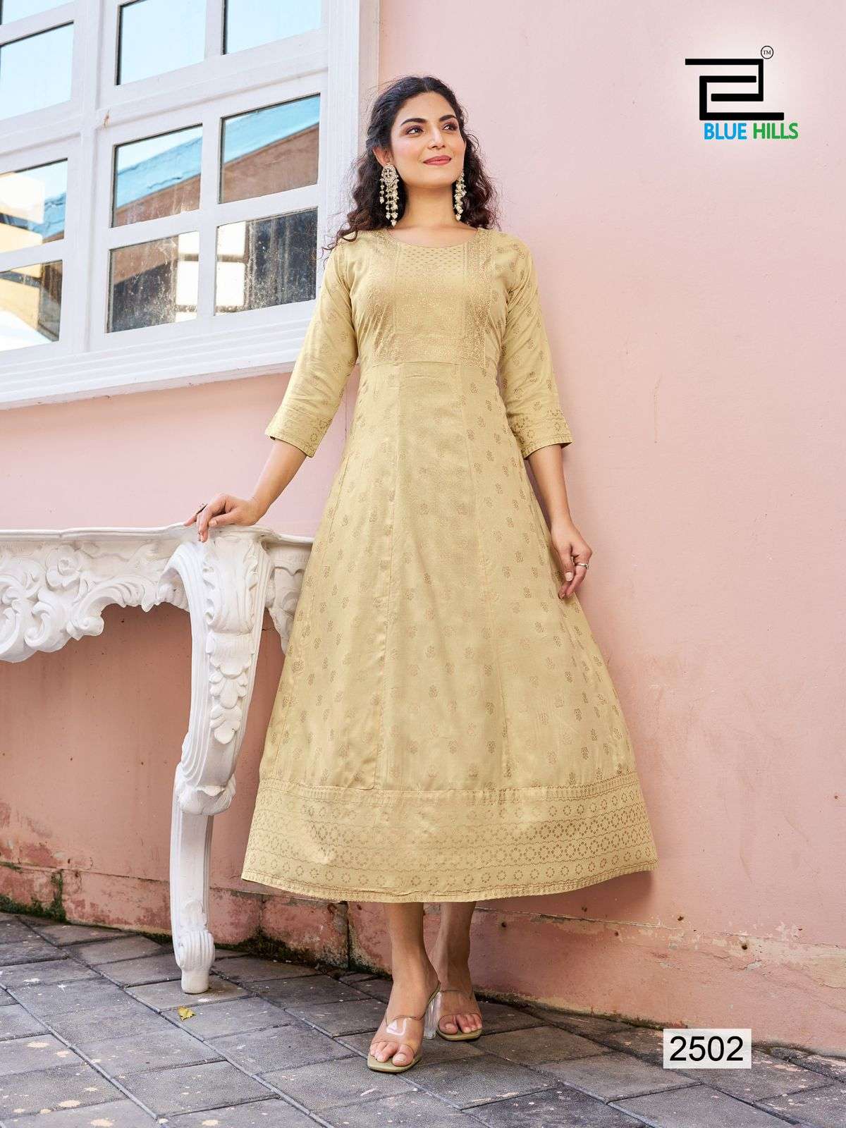 BLUE HILLS WOMANIYA VOL 25