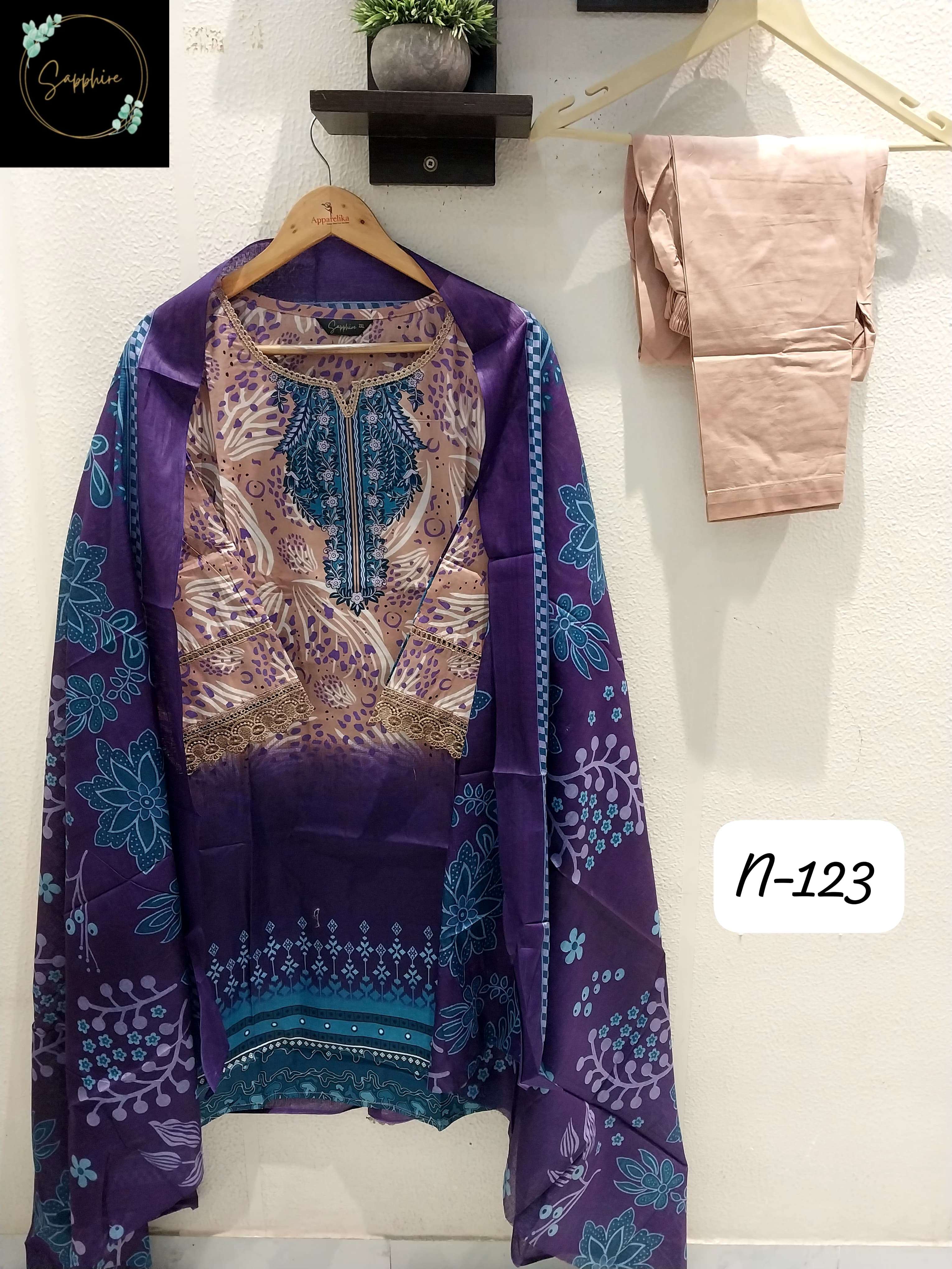 SAPPHIRE AGHA NOORAIN N 123 