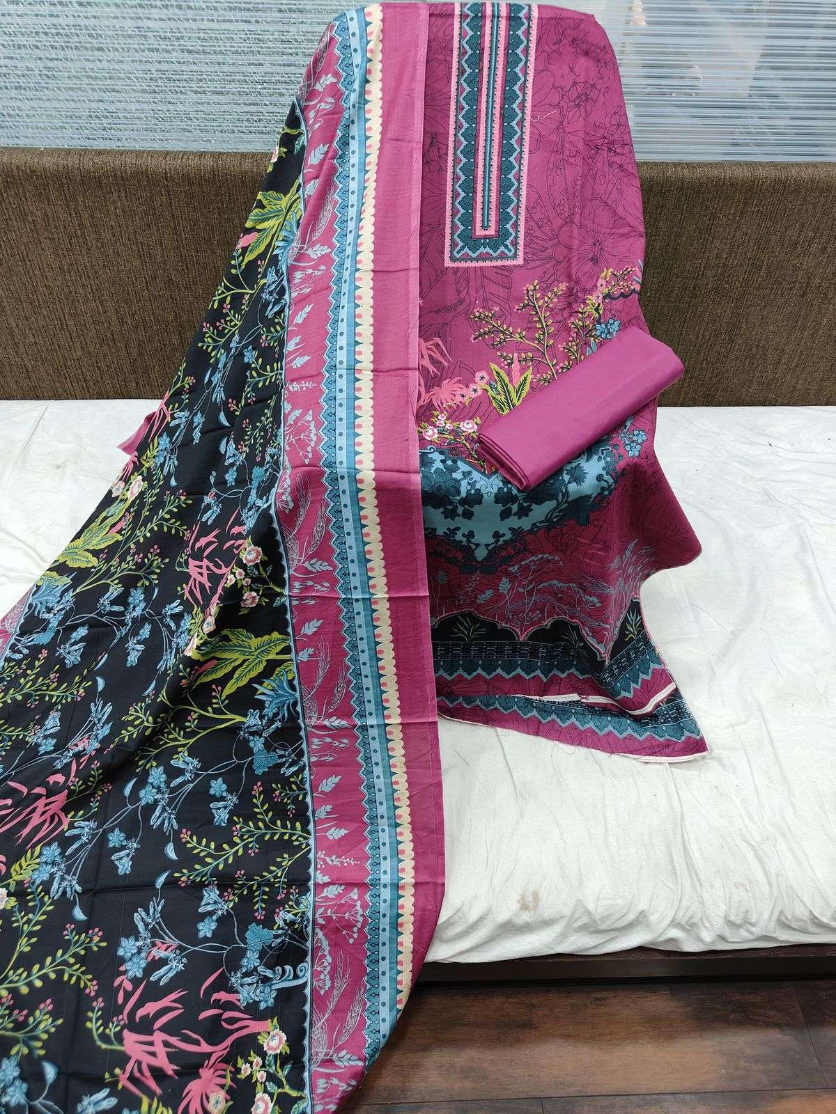 ZS TEXTILE SIGNATURES VOL 1