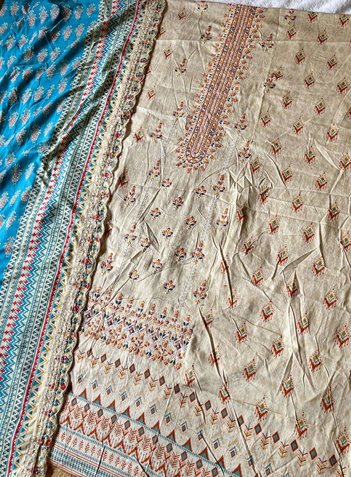 JIHAN CRAFTED ELEGANCE