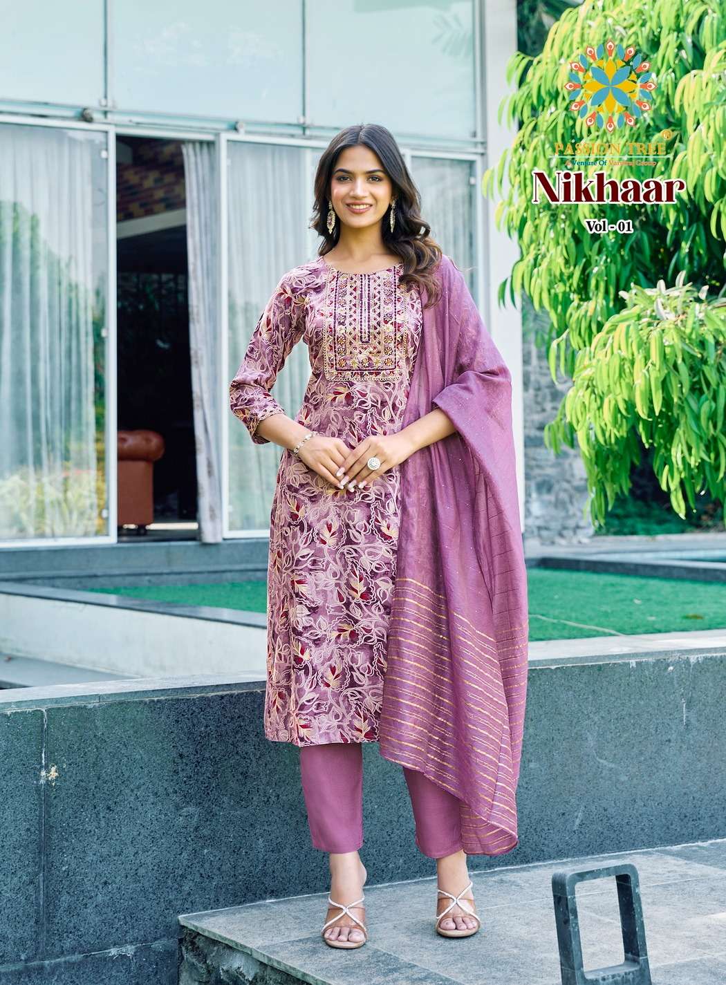 PASSION TREE NIKHAAR VOL 1