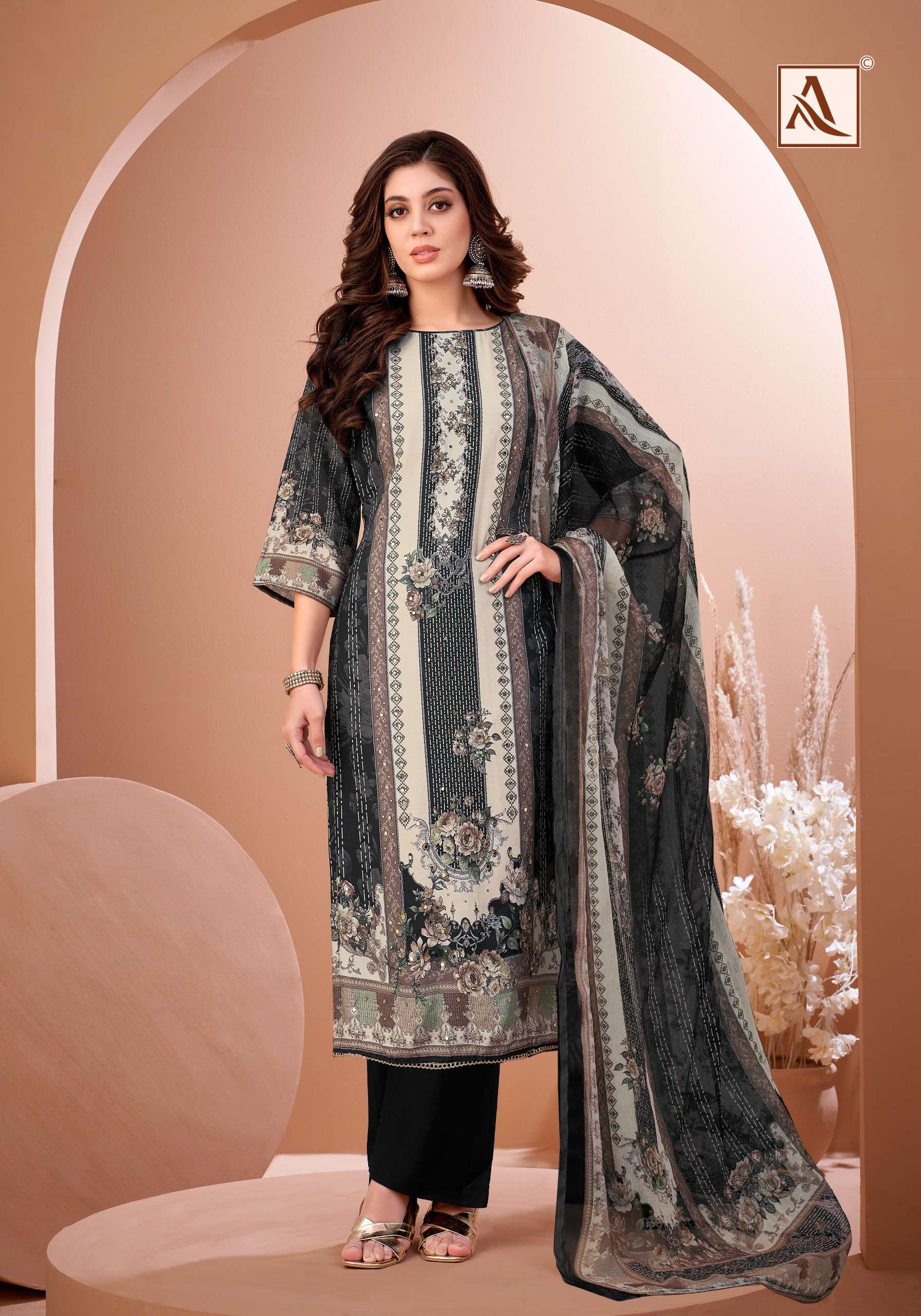 ALOK SUITS BLACK MIRROR 