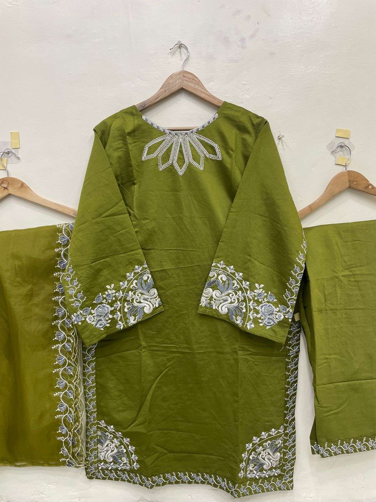 VS FASHION D NO 12092