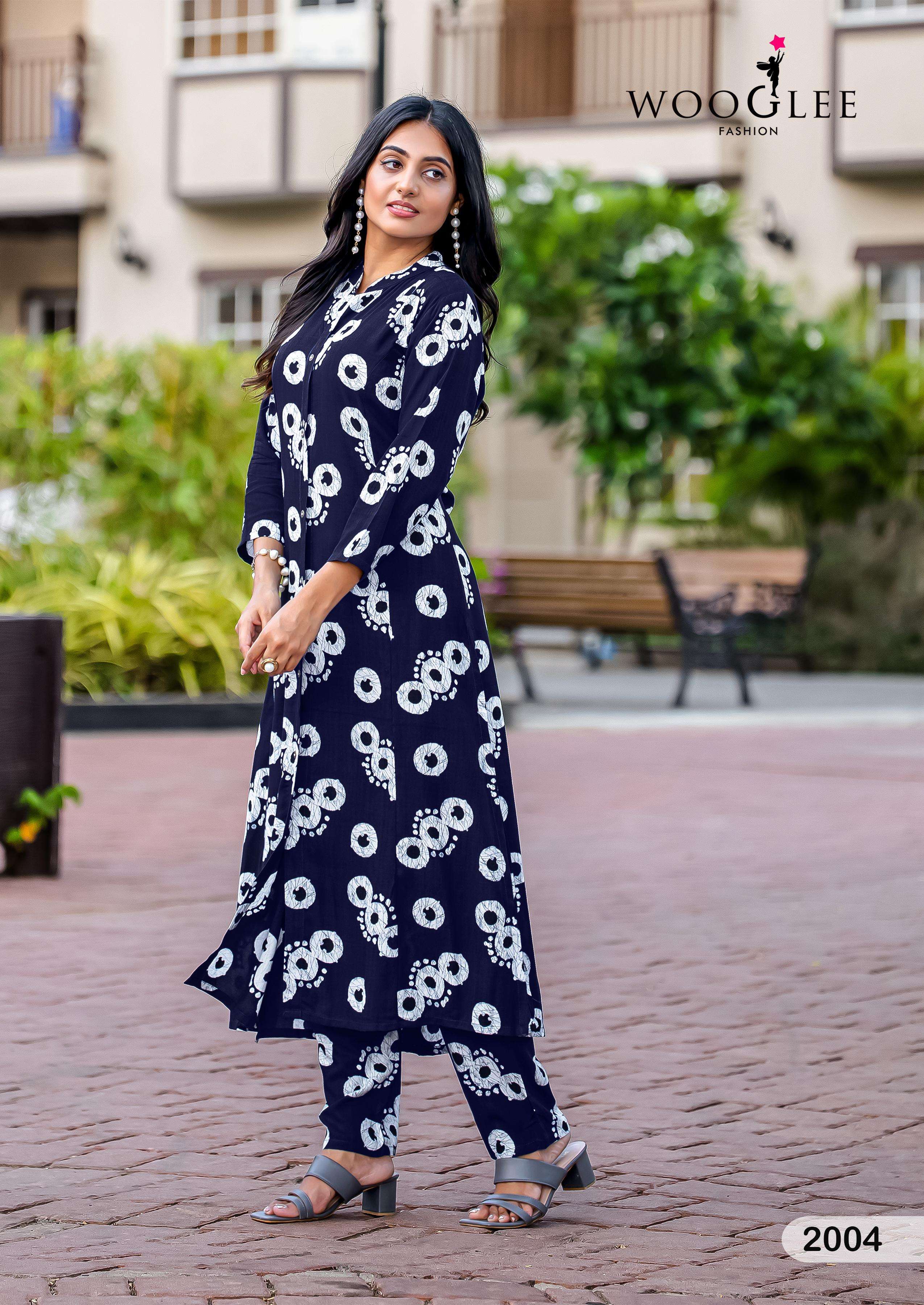  WOOGLEE SANKALP RAYON PRINTED FANCY KURTI WITH BOTTOM PAIR 