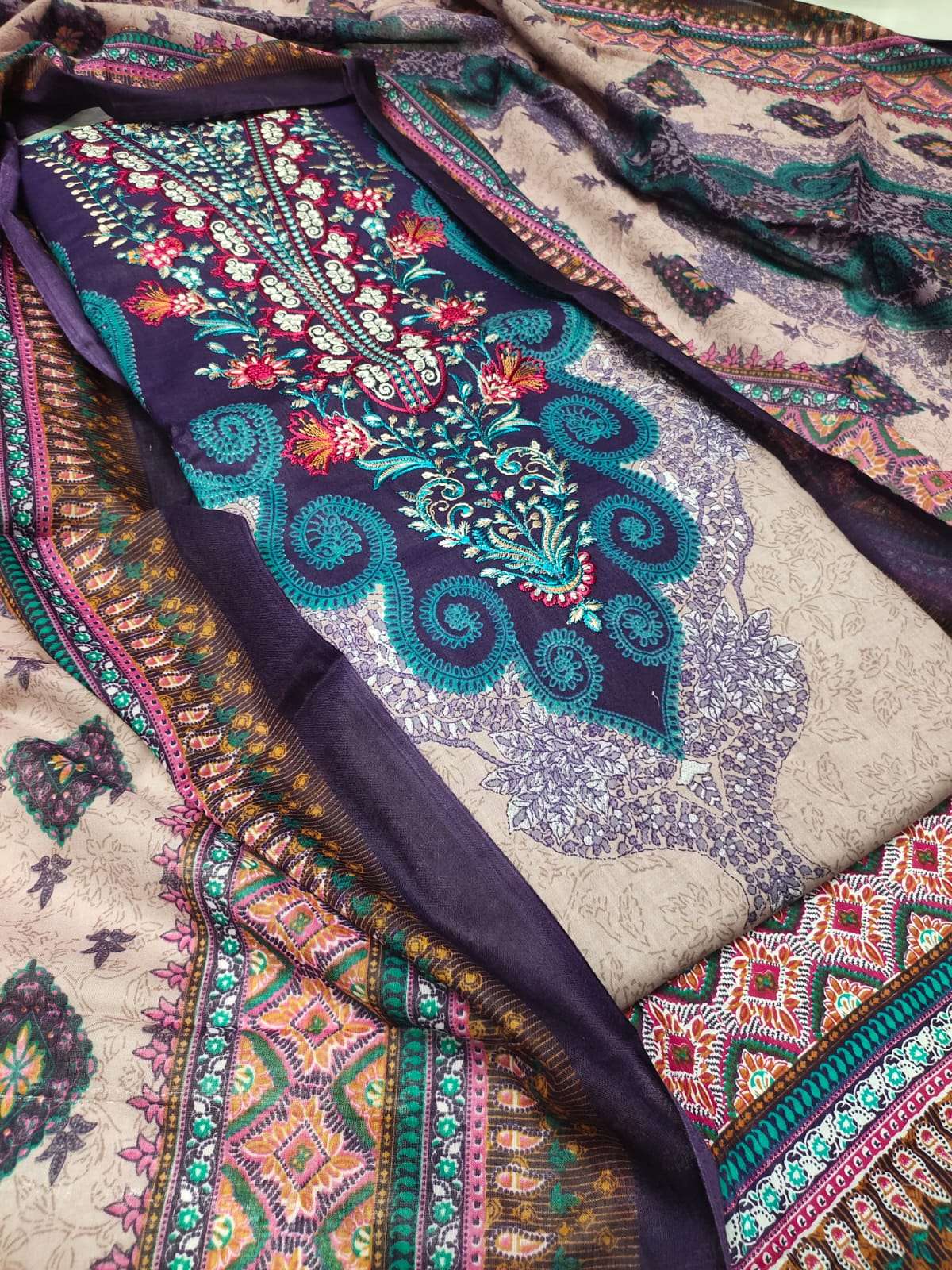 RIAZ ARTS MUSAFIR VOL 29 