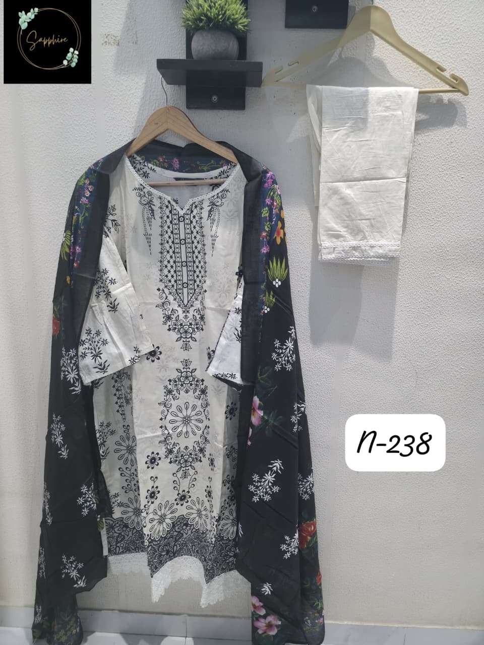 SAPPHIRE AGHA NOORAIN N 238 