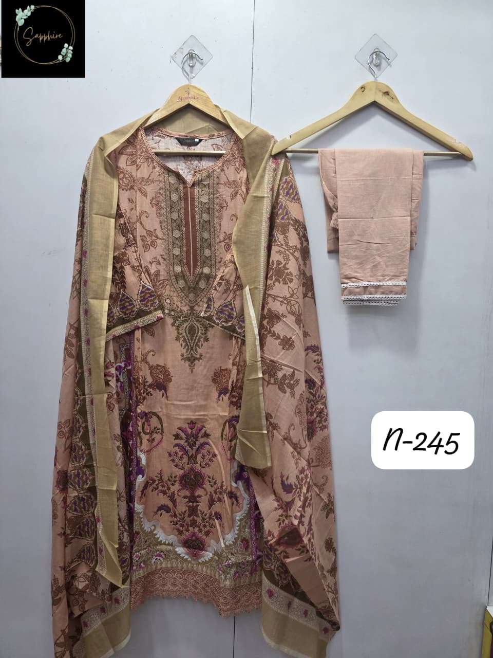SAPPHIRE AGHA NOORAIN N 245