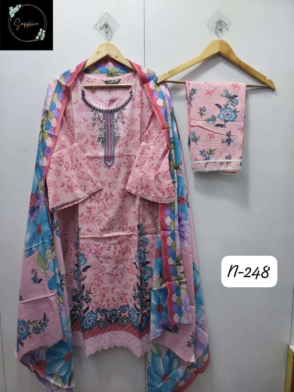 SAPPHIRE AGHA NOORAIN N 248