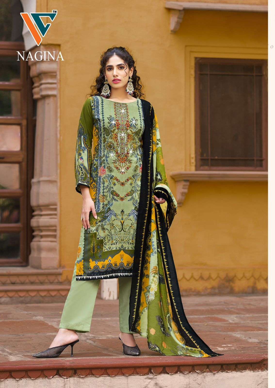 VANDANA‎ CREATION NAGINA‎ VOL 7