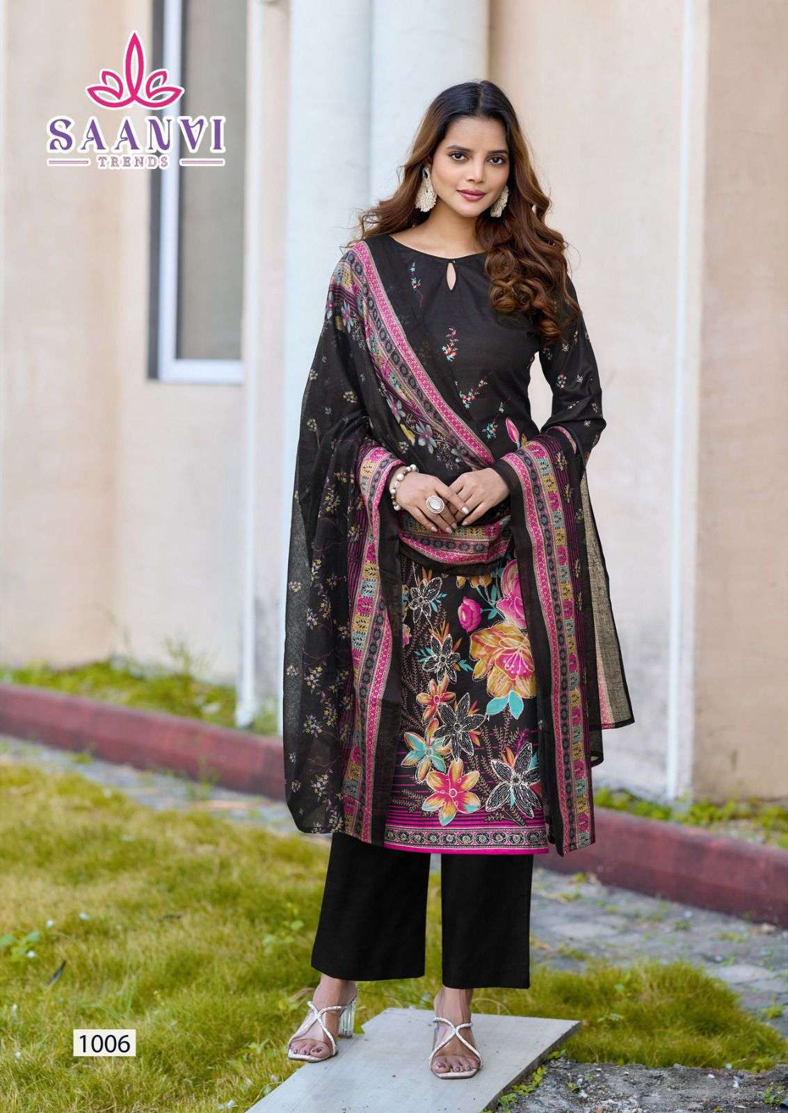 SAANVI  TRENDS NAZAKAT VOL 1