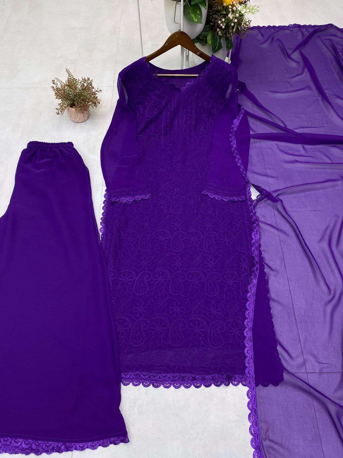 BE 170 GEORGETTE THREAD EMBROIDERED DESIGNER PAKISTANI STYLE LADIES SUIT