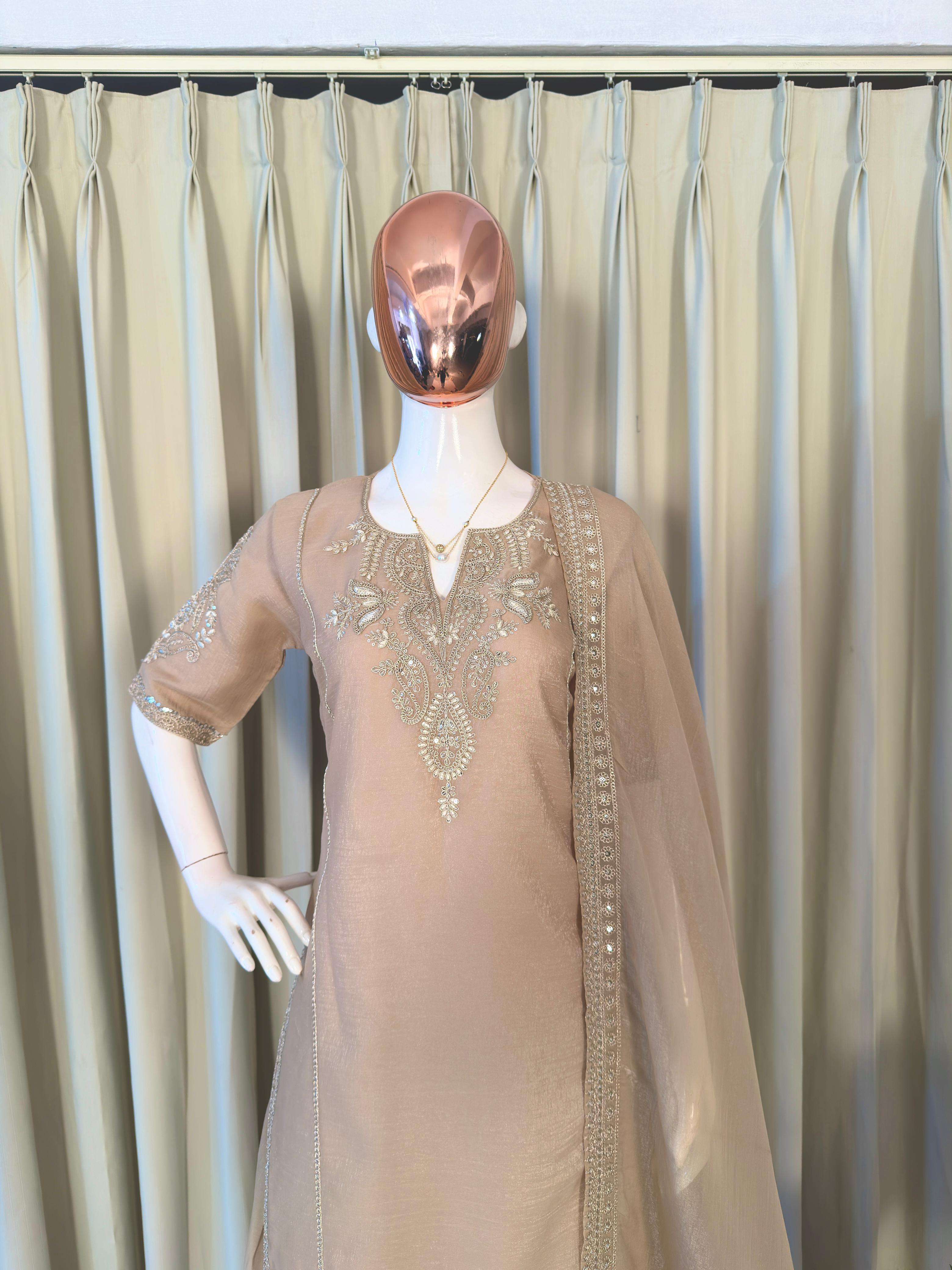 BE 443 HEAVY PREETY LOOK DESIGNER PARTY WEAR LADIES SHARARA SUIT