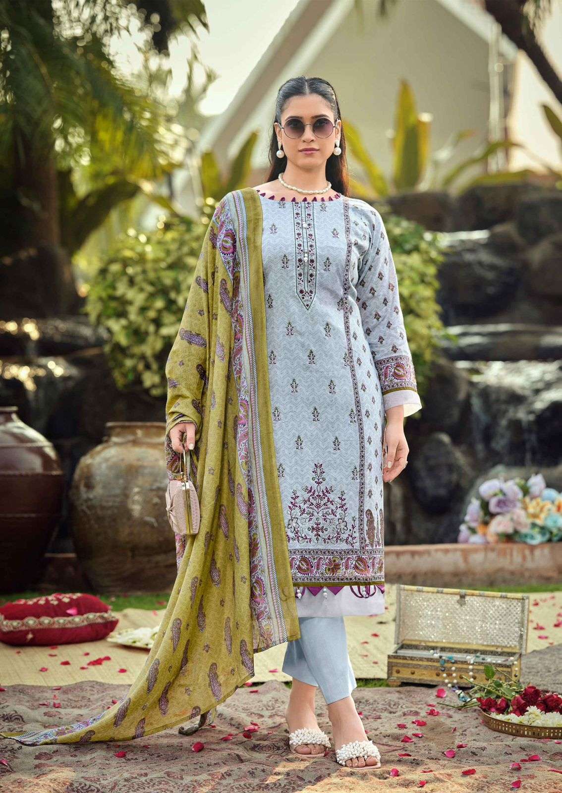 ISHAAL PRINTS EMBROIDERED VOL 18 LAWN COTTON DIGITAL PRINTS WITH FANCY WORK SUIT