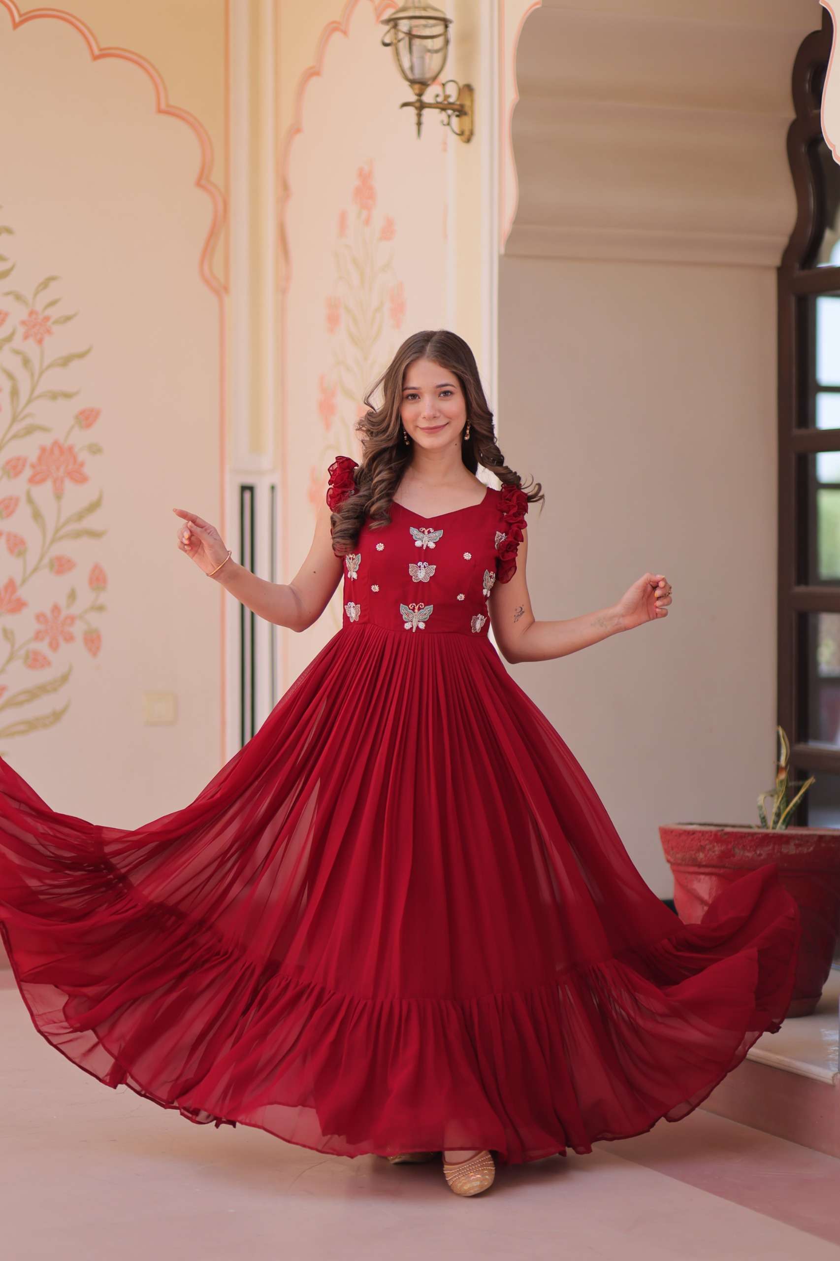 KA 1174 GEORGETTE PREETY LOOKS PARTY WEAR GOWN