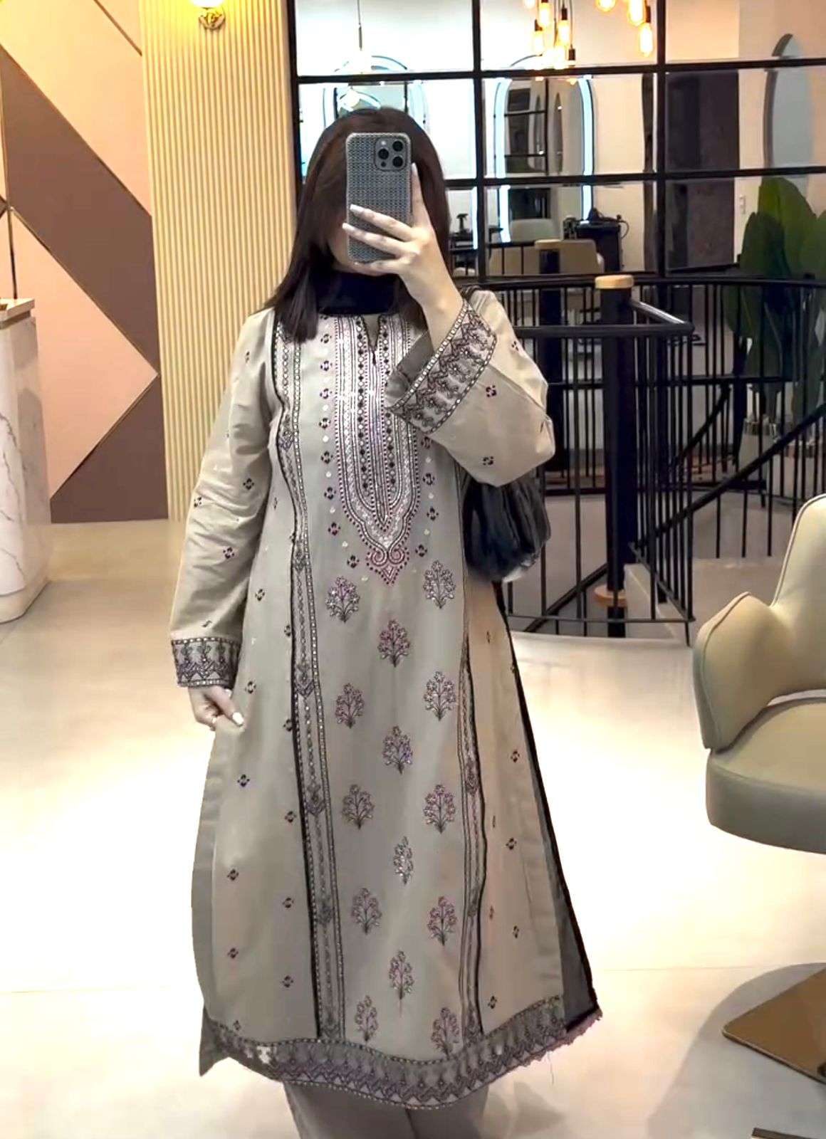 LADY LOOK 019 FOX GEORGETTE DESIGNER PARTY WEAR LOOK LADIES SUIT