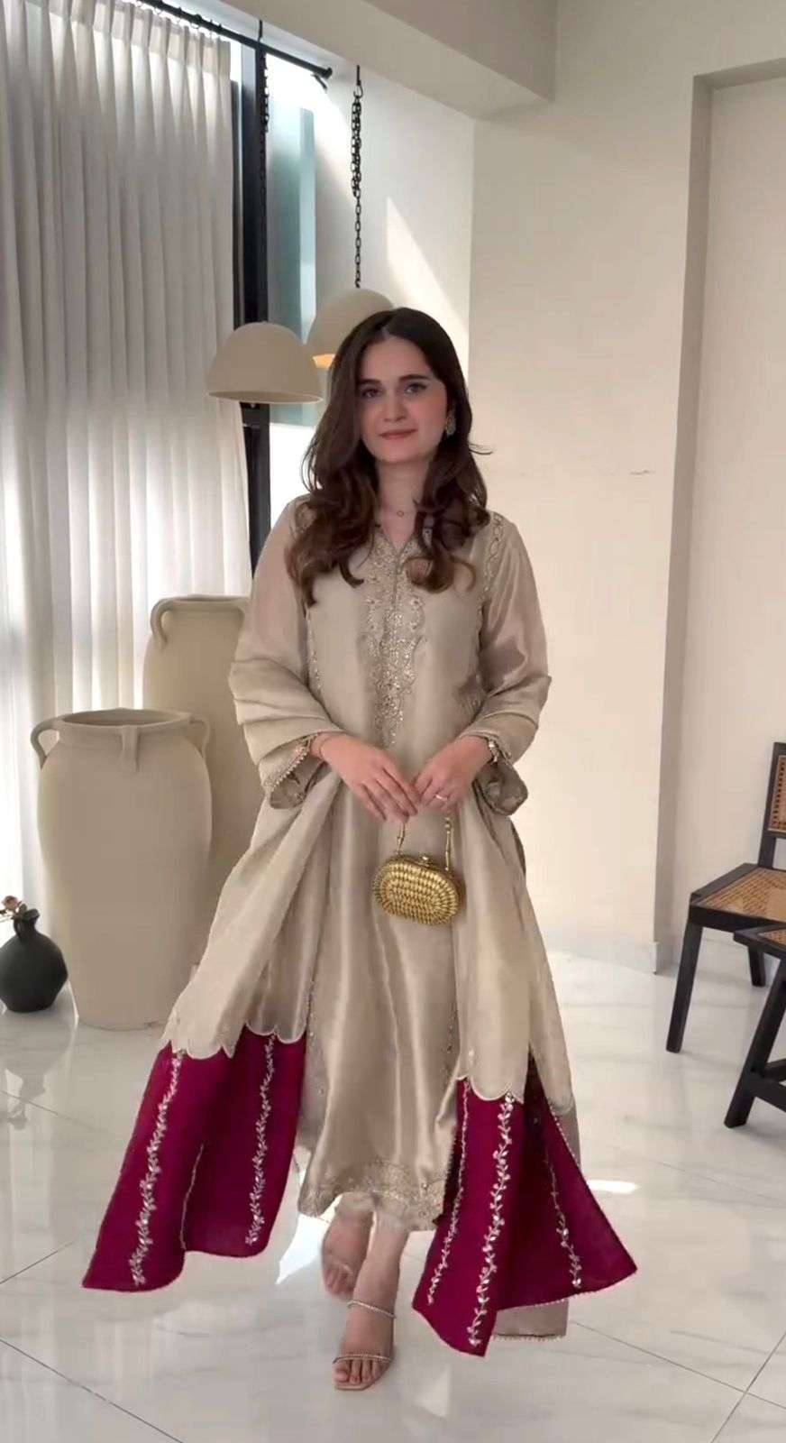 LADY LOOK 031 JIMMY CHOO SILK HEAVY BEAUTIFUL DESIGNER LOOK SUIT