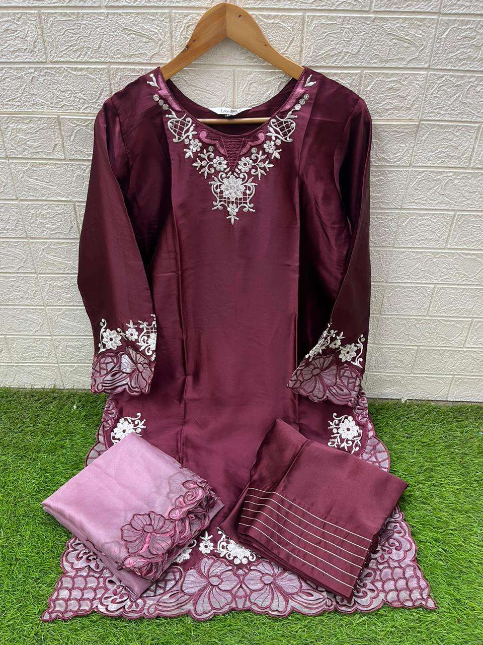 LAXURIA TRENDZ D NO 1599 SATIN BEAUTIFUL PAKISTANI DESIGNER LOOK LADIES SUIT