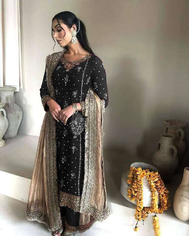 LG 1923 GEORGETTE HEAVY EMBROIDERED PAKISTANI STYLE LADIES SUIT