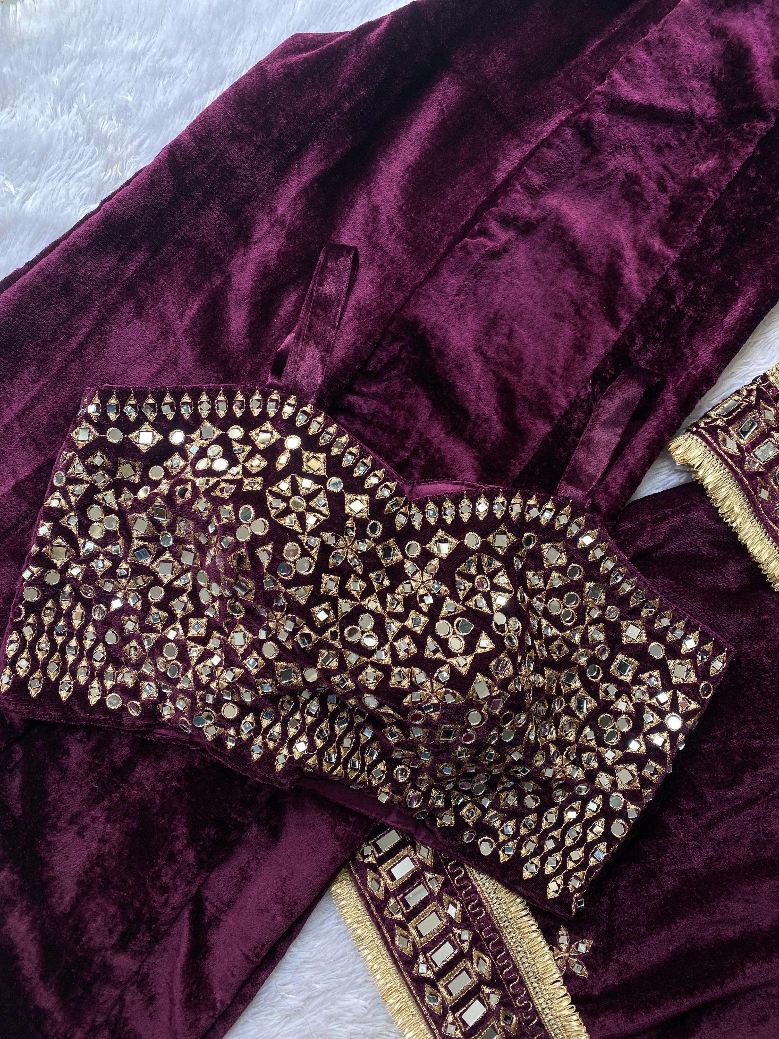 LG 2044 VELVET BEAUTIFUL PARTY WEAR DESIGNER LOOK LADIES SUIT